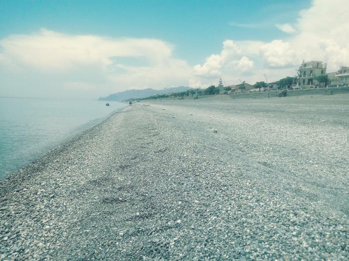 Centrocitta Beach Roccalumera Eksteriør bilde